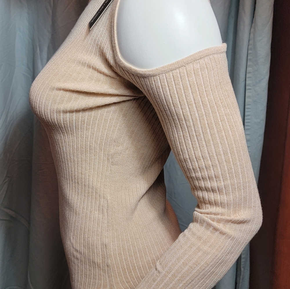 💛 Camel Cold Sholder Top by Maze Collection - Picture 4 of 14